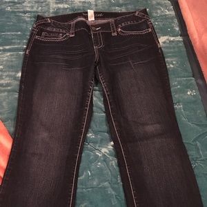 Dark Denim Jeans/Jeggings with Whiskering Detail